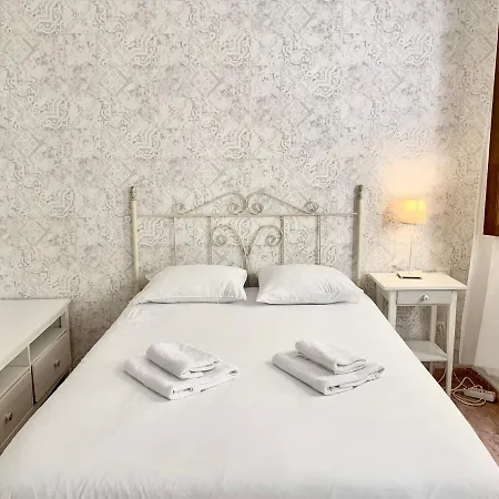 Lyrioshomes La Merced Centro Малага