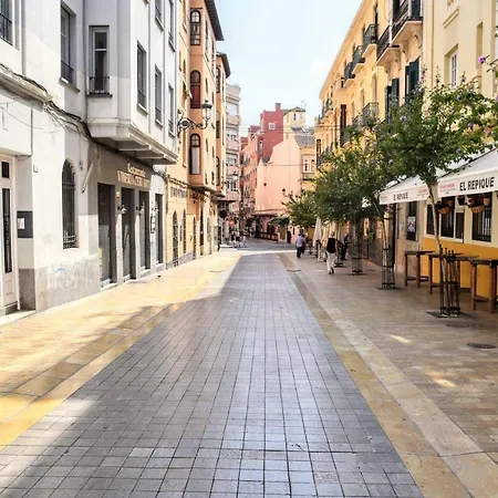 Lyrioshomes La Merced Centro Малага